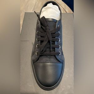 Gucci Black Canvas and Leather Sneaker NWT size 36 mens or 38 womens
